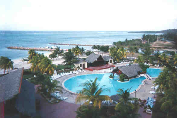 Las Brisas Resort in Guardalavaca